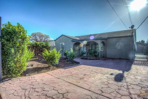10209 Lev Ave, Los Angeles, CA 91331 photo 2