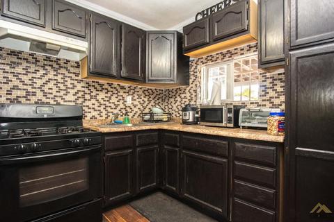 10209 Lev Ave, Los Angeles, CA 91331 photo 10