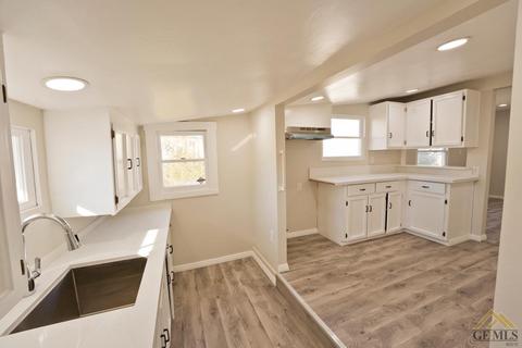 219 F St, Taft, CA 93268 photo 9