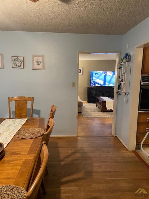 241 Maple St, Shafter, CA 93263 photo 5