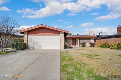 2206 9th Pl, Wasco, CA 93280 photo 2