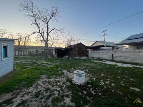 721 Pierce St, Taft, CA 93268 photo 14