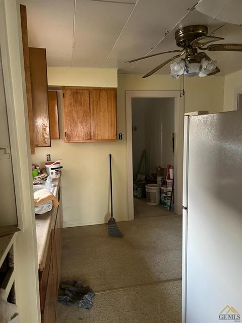 721 Pierce St, Taft, CA 93268 photo 7