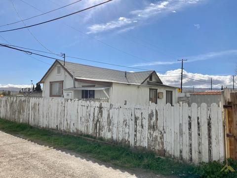400 Polk St, Taft, CA 93268 photo 6
