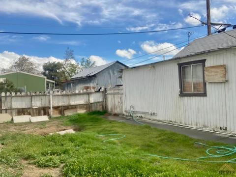 400 Polk St, Taft, CA 93268 photo 9