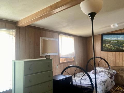 400 Polk St, Taft, CA 93268 photo 22