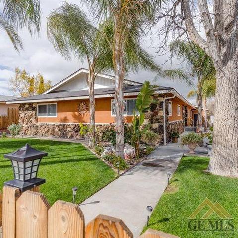 120 E Lucard St, Taft, CA 93268 photo 2