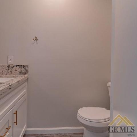 120 E Lucard St, Taft, CA 93268 photo 45