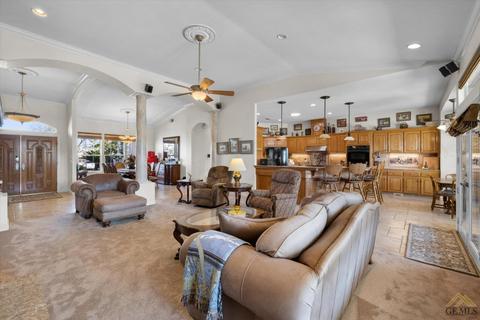 409 Quail Ct, Taft, CA 93268 photo 9