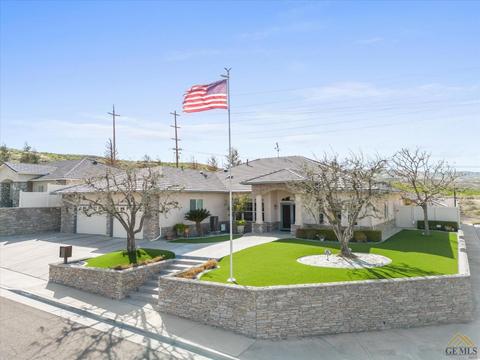 409 Quail Ct, Taft, CA 93268 photo 1