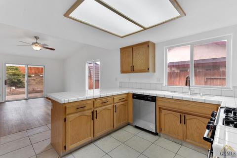 362 Apple Way, Tehachapi, CA 93561 photo 9