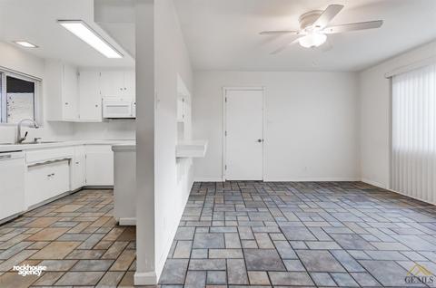 925 2nd St, Taft, CA 93268 photo 9