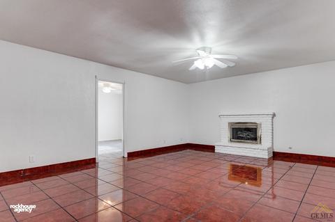 925 2nd St, Taft, CA 93268 photo 5
