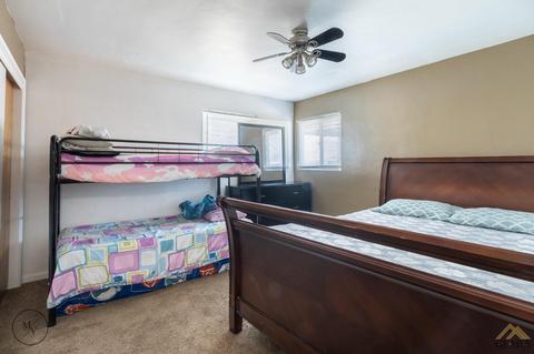 310 E Woodrow St, Taft, CA 93268 photo 14