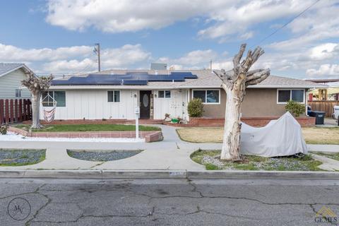 310 E Woodrow St, Taft, CA 93268 photo 1