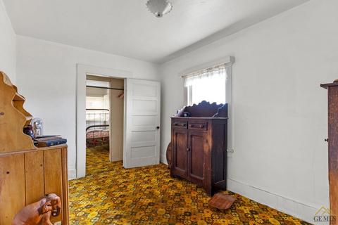 316 S Hayes St, Tehachapi, CA 93561 photo 12