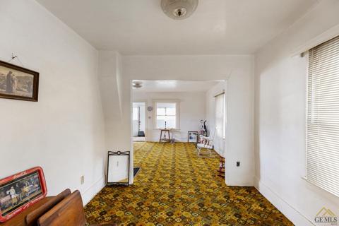 316 S Hayes St, Tehachapi, CA 93561 photo 5