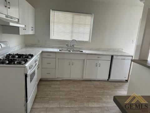 1500 Meredith Dr, Bakersfield, CA 93304 photo 9