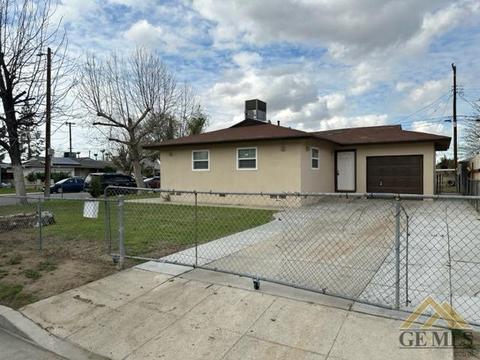 1500 Meredith Dr, Bakersfield, CA 93304 photo 1