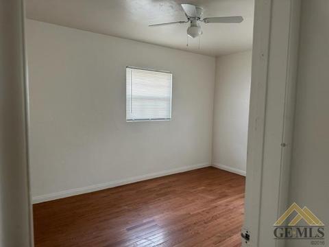 1500 Meredith Dr, Bakersfield, CA 93304 photo 8