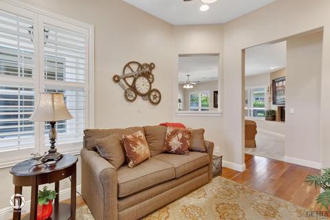 2307 Snowdrop Dr, Bakersfield, CA 93311 photo 22
