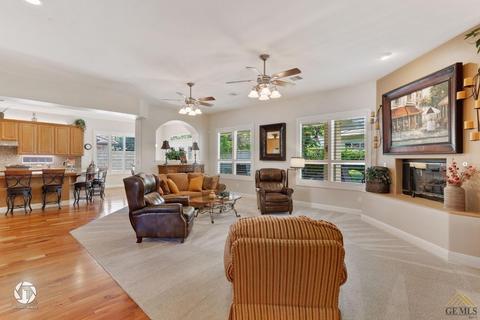 2307 Snowdrop Dr, Bakersfield, CA 93311 photo 9