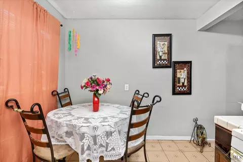424 S Comanche Dr, Arvin, CA 93203 photo 23