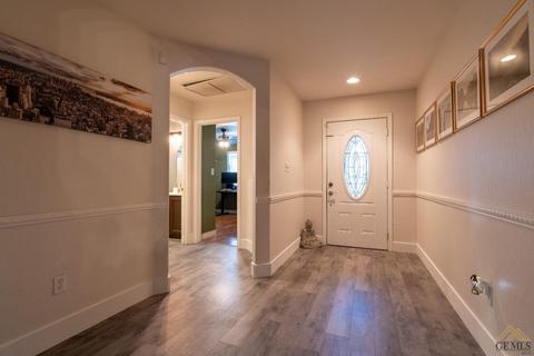 3909 Loudon St, Bakersfield, CA 93313 photo 14