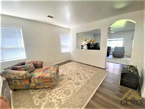 6906 Eagle Cap St, Bakersfield, CA 93311 photo 3