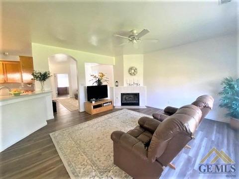 6906 Eagle Cap St, Bakersfield, CA 93311 photo 5