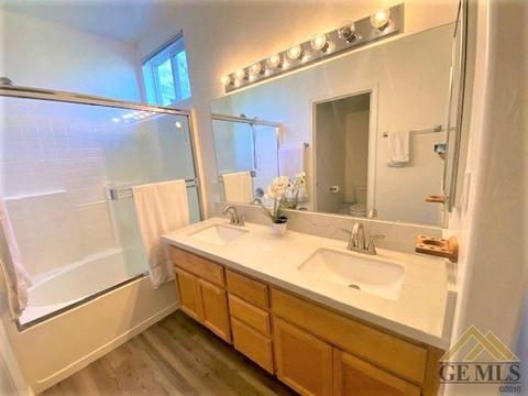 6906 Eagle Cap St, Bakersfield, CA 93311 photo 17