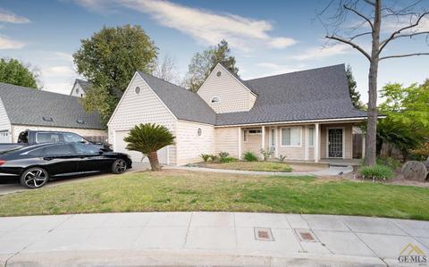 822 Burlingame Ave, Clovis, CA 93612 photo 1