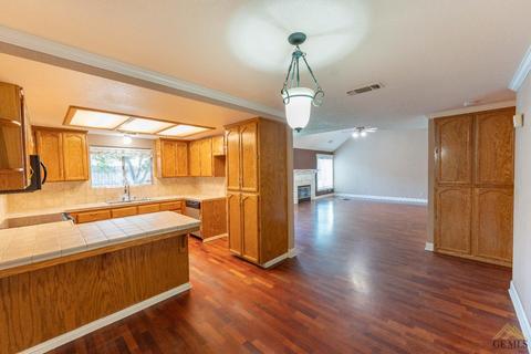 822 Burlingame Ave, Clovis, CA 93612 photo 27