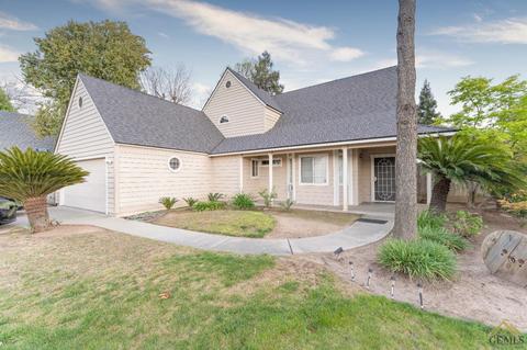 822 Burlingame Ave, Clovis, CA 93612 photo 2