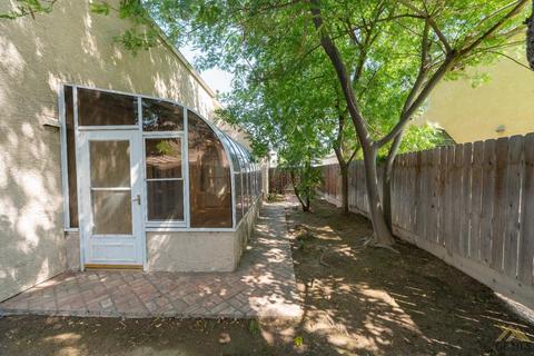 822 Burlingame Ave, Clovis, CA 93612 photo 48