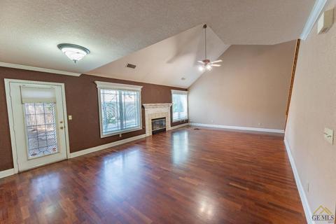 822 Burlingame Ave, Clovis, CA 93612 photo 18