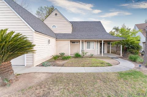 822 Burlingame Ave, Clovis, CA 93612 photo 3