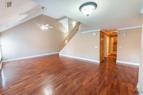822 Burlingame Ave, Clovis, CA 93612 photo 17