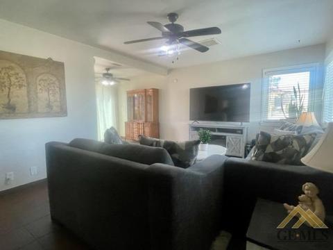 6 Cypress Ln, Taft, CA 93268 photo 3
