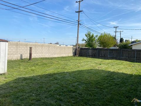 3208 Dore Dr, Bakersfield, CA 93304 photo 14