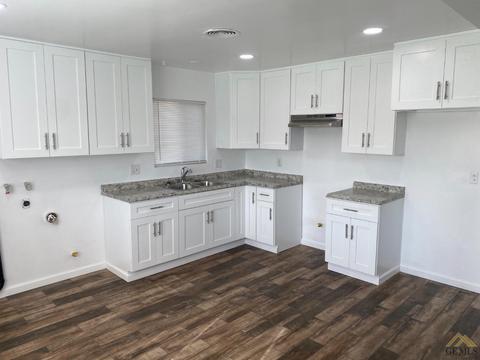 3208 Dore Dr, Bakersfield, CA 93304 photo 3