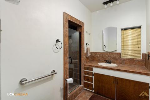 520 Washington Ave, Taft, CA 93268 photo 8
