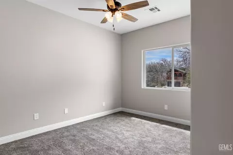 21905 Mountain Dr, Tehachapi, CA 93561 photo 24
