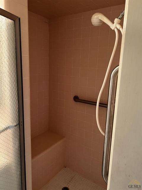 2507 Silver Dr, Bakersfield, CA 93306 photo 8