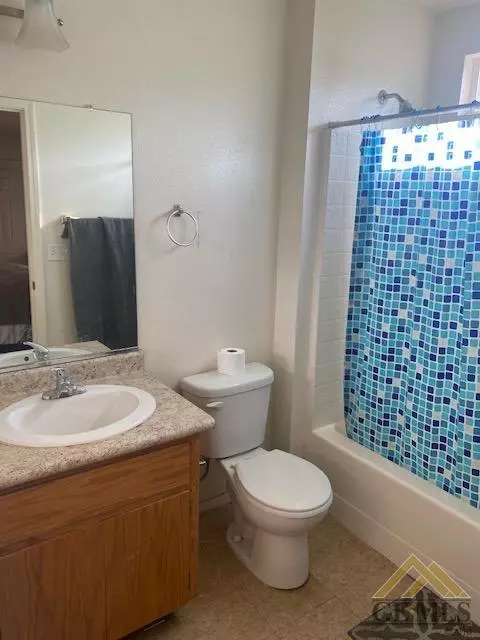 413 Capistrano St, Arvin, CA 93203 photo 9