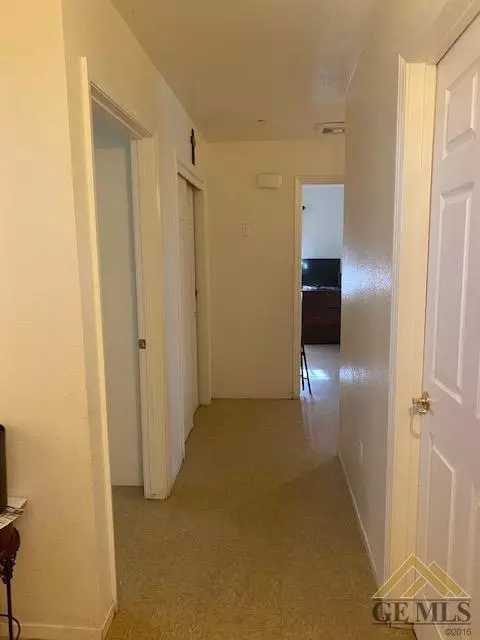 413 Capistrano St, Arvin, CA 93203 photo 7