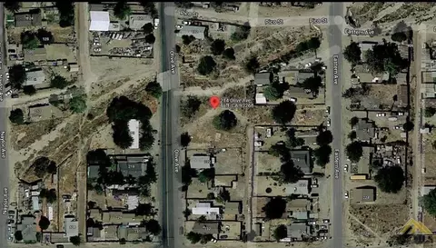 214 Olive Ave, Taft, CA 93268 photo 1
