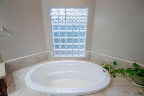 11004 Jadestone Dr, Bakersfield, CA 93311 photo 23