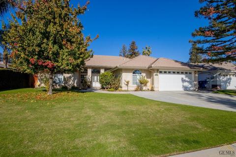 11004 Jadestone Dr, Bakersfield, CA 93311 photo 2