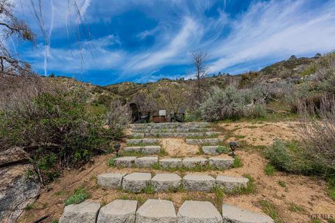 23881 Chia Ct, Tehachapi, CA 93561 photo 11